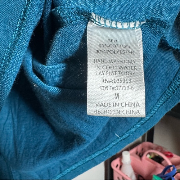 Savanna Jane teal blue and red embroidered floral bat wing drop shoulder top M - Picture 6 of 7